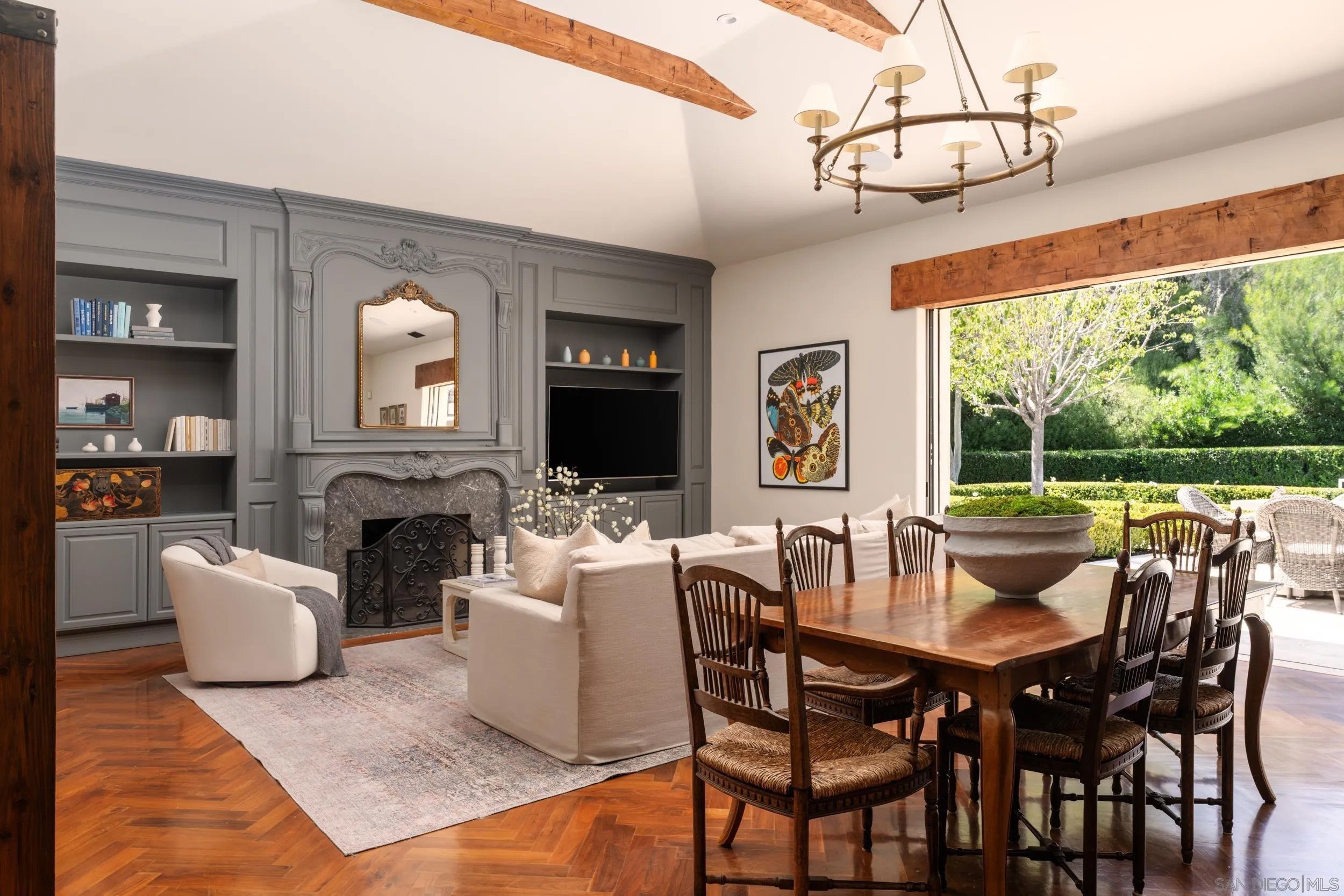 5406 Calzada Del Bosque