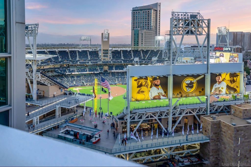 Photo of 253 10Th Ave #1402, San Diego, CA 92101 (MLS # 260008736)