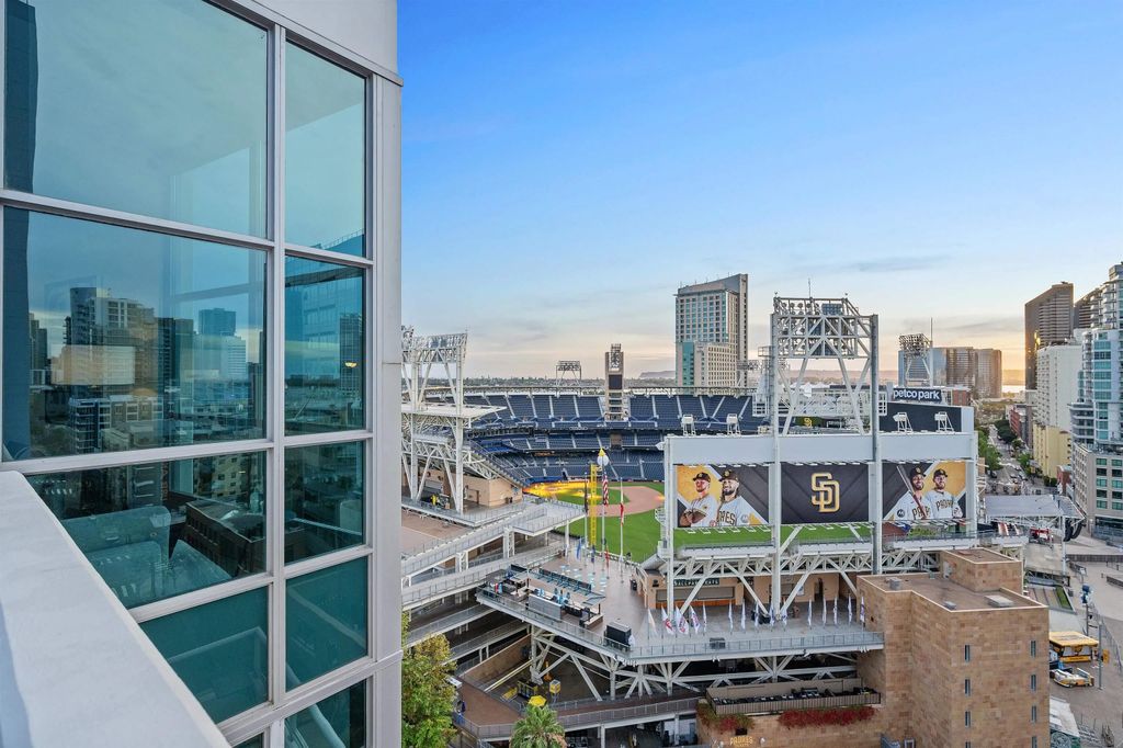 Photo of 253 10Th Ave #1402, San Diego, CA 92101 (MLS # 260008736)