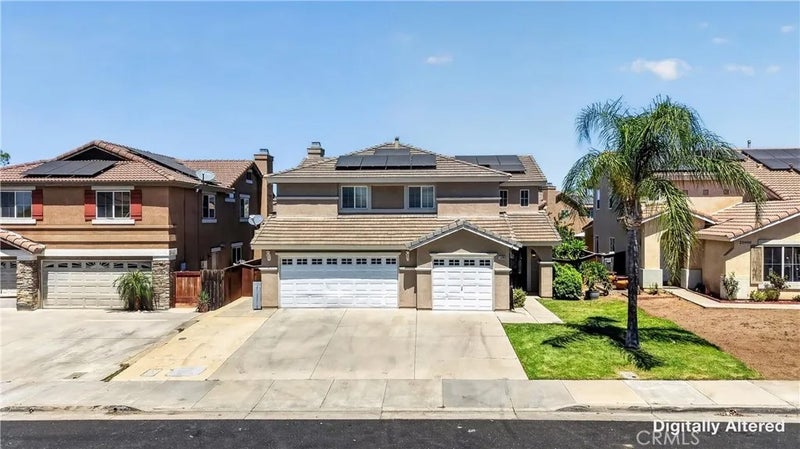 25890 Calle Fuego