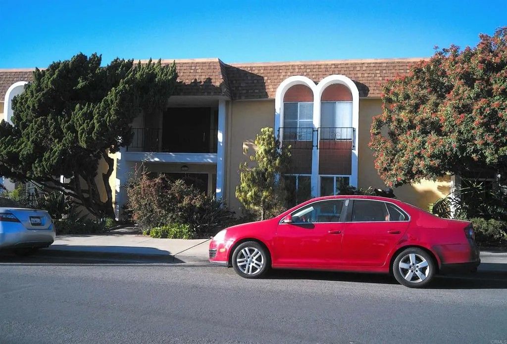 Photo of 383 Mankato Street #12, Chula Vista, CA 91910 (MLS # PTP2600522)