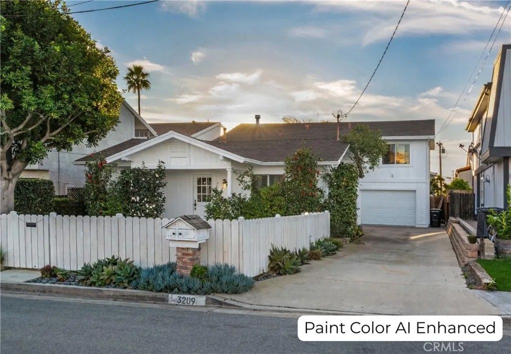 Photo of 3209 Clay St, Newport Beach, CA 92663 (MLS # NP26012761)