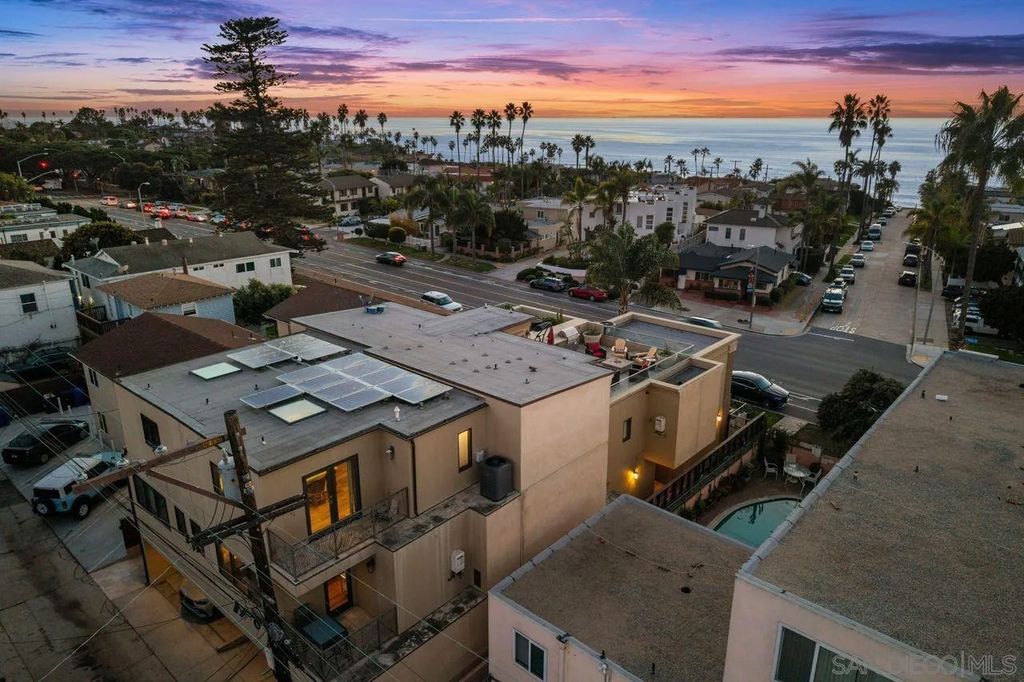 Photo of 6639 La Jolla Blvd, San Diego, CA 92037 (MLS # 250045691)