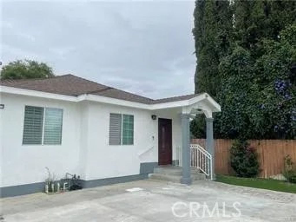 Photo of 22029 Covello, Canoga Park, CA 91303 (MLS # SR25267869)