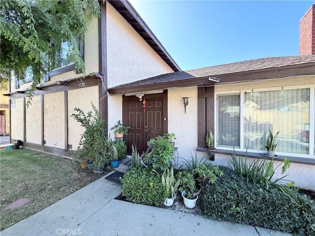 Photo of 1722 E Natalie Avenue, West Covina, CA 91792 (MLS # AR26031832)
