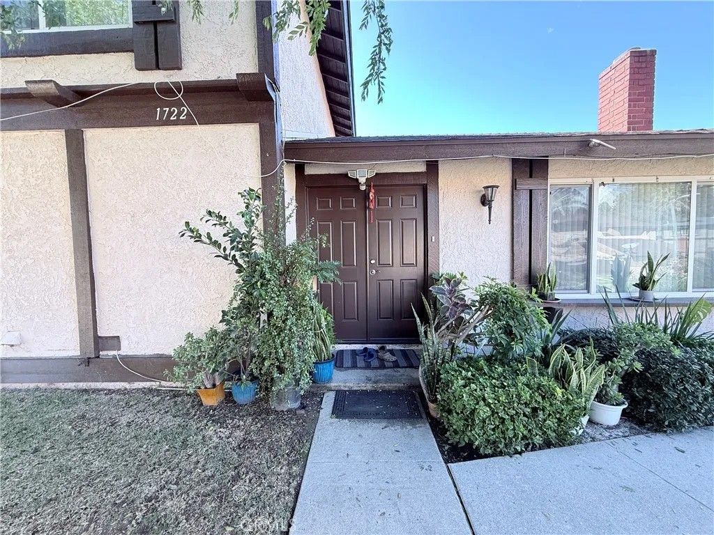 Photo of 1722 E Natalie Avenue, West Covina, CA 91792 (MLS # AR26031832)