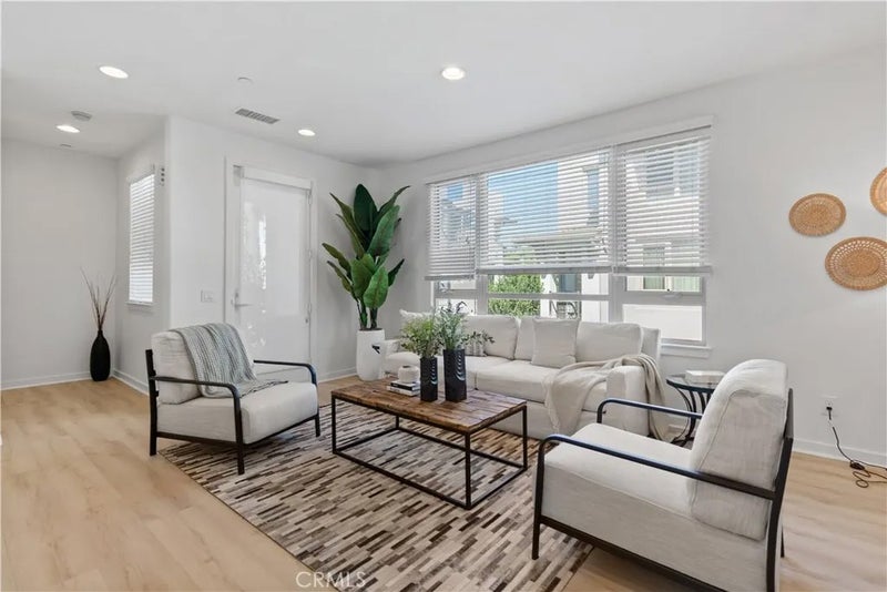 5401 W 149th Place 2