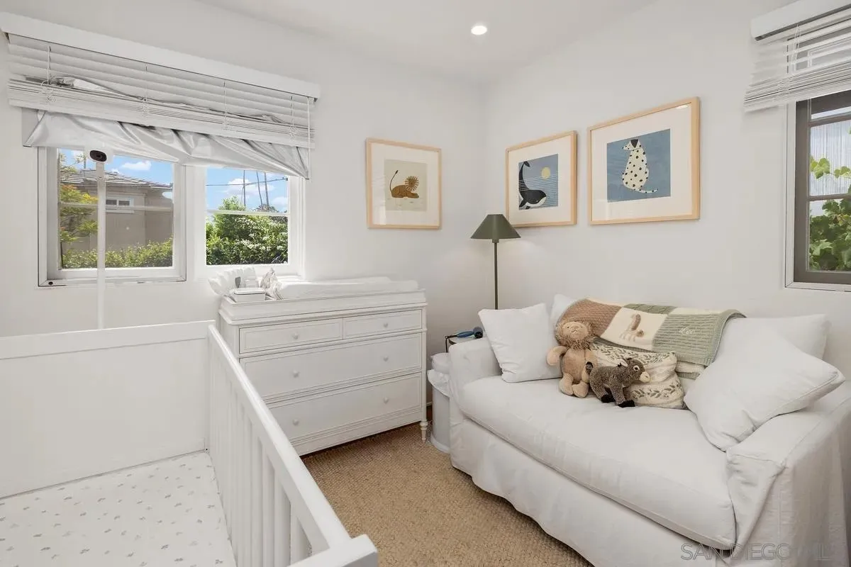 La Jolla, California 92037, United States, 3 Bedrooms Bedrooms, ,3 BathroomsBathrooms,Residential,Active,182943