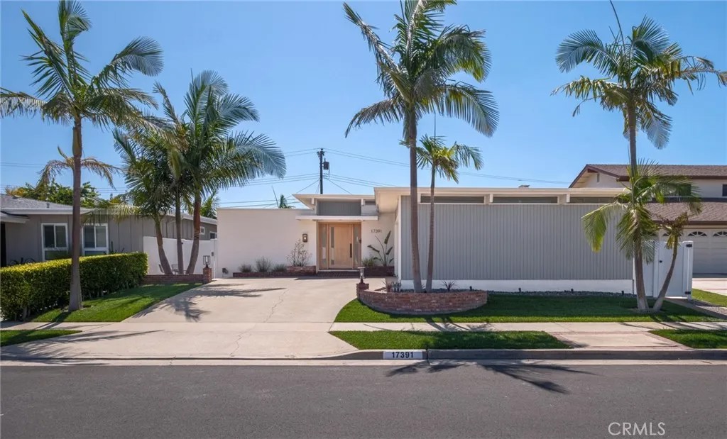 17391 Alta Vista Circle