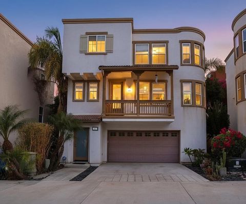 3157 Harbor Ridge Ln 2214 San Diego CA 92103