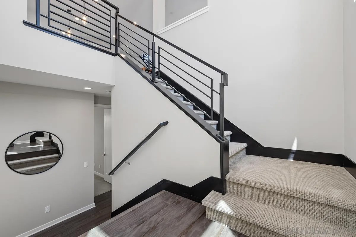 15101 Lincoln Loop