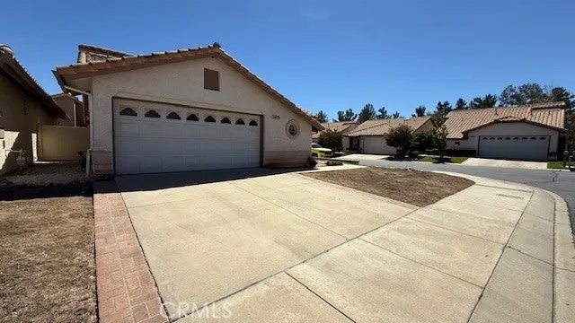 6384 Colonial