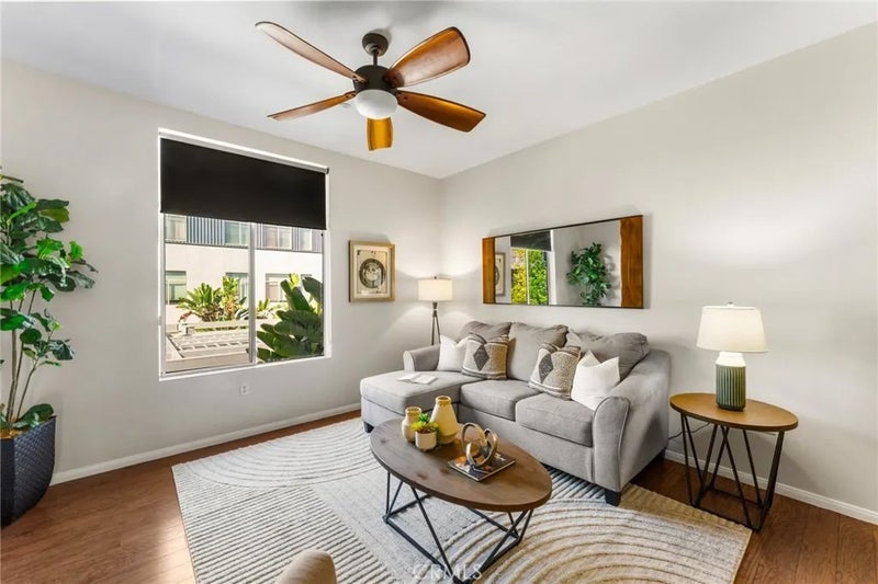 435 W Center Street 307