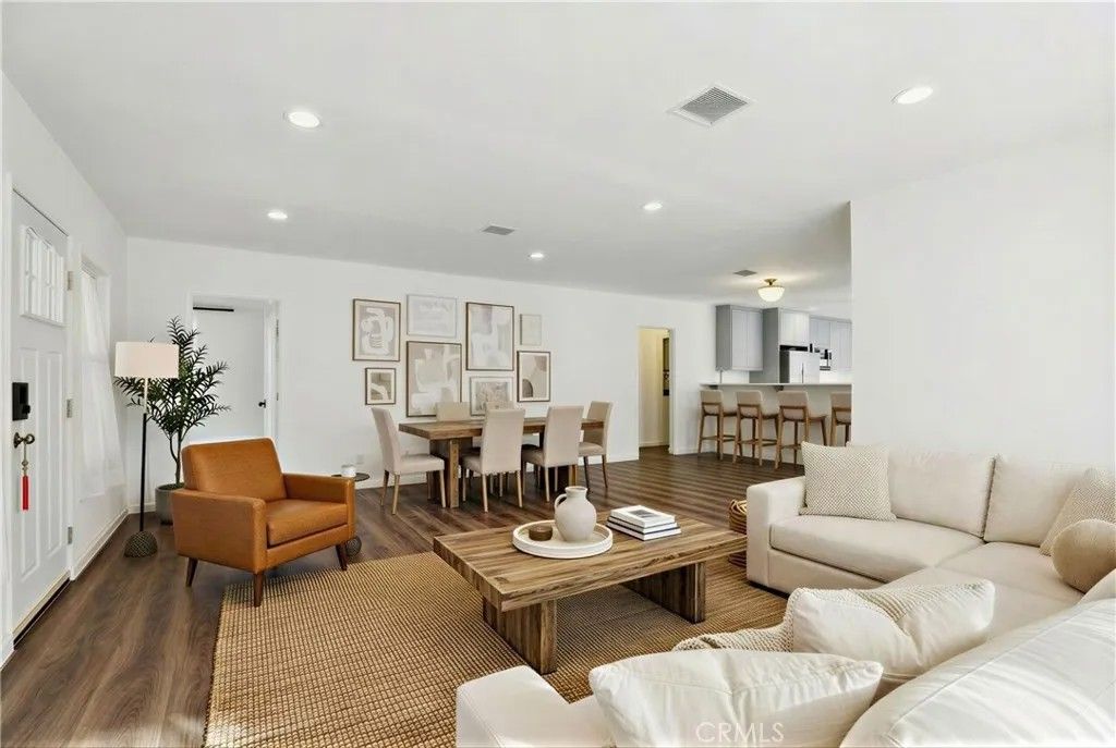 Photo of 202 Mira Mar Ave, Long Beach, CA 90803 (MLS # RS26026298)