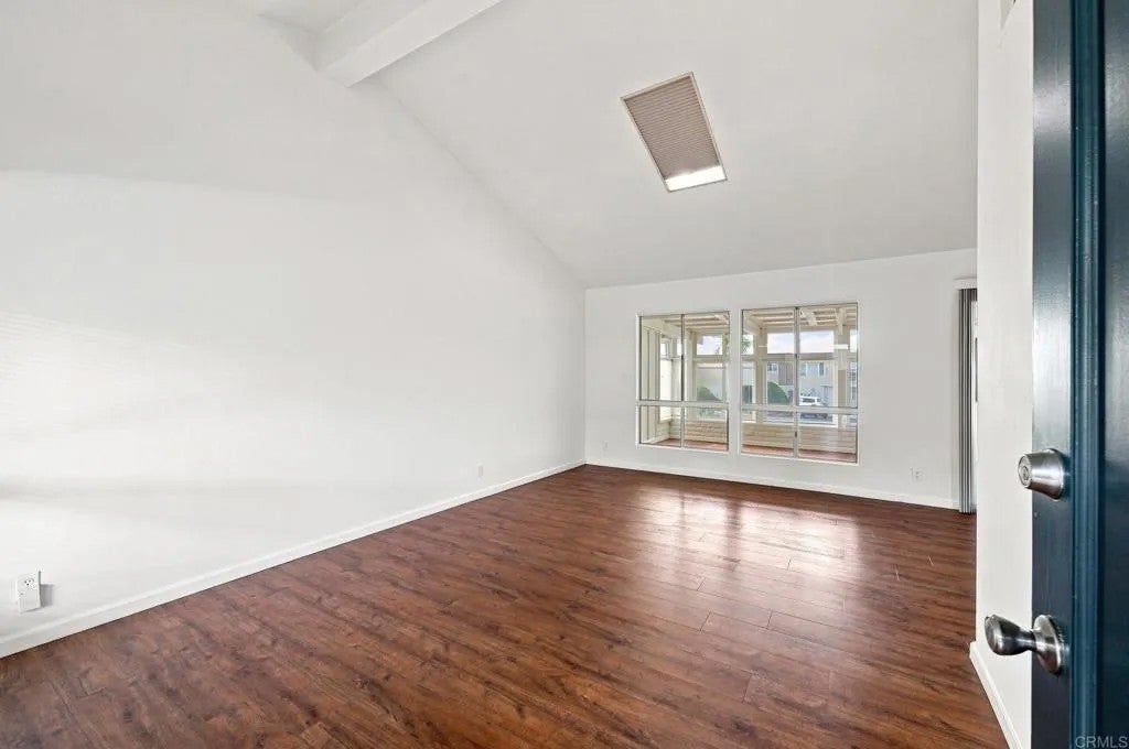 3760 Vista Campana South 49