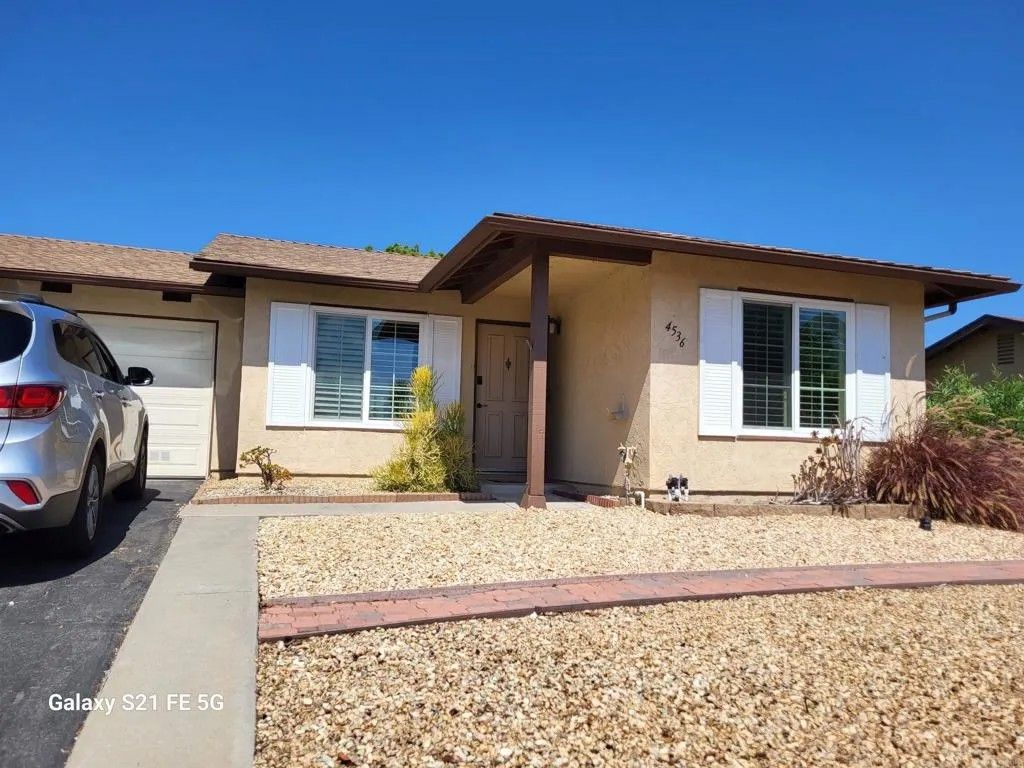 Photo of 4536 Beverly Glen Drive, Oceanside, CA 92056 (MLS # NDP2511146)