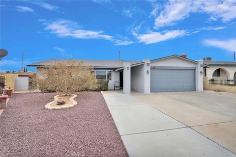 Photo of 936 Pinon Dr, Barstow, CA 92311 (MLS # HD26024693)