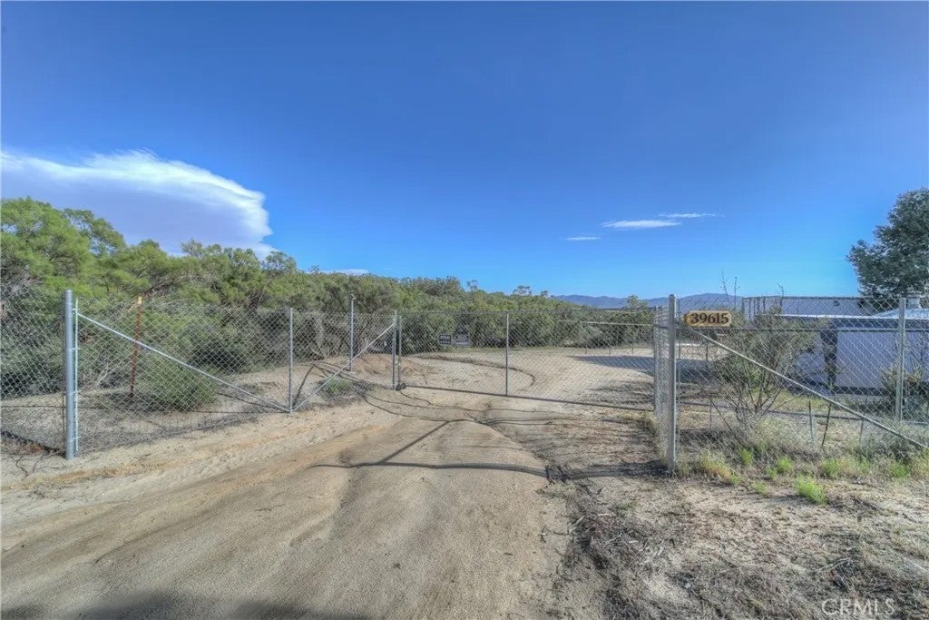 Photo of 39615 Meyers Lane, Anza, CA 92539 (MLS # SW25096186)