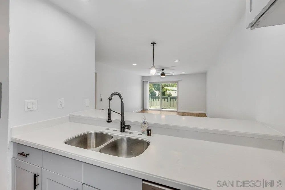 4185 Mount Alifan Pl L