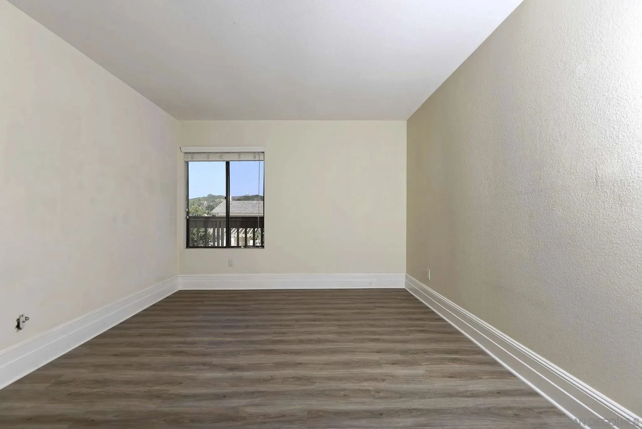 La Jolla, California 92037, United States, 3 Bedrooms Bedrooms, ,3 BathroomsBathrooms,Residential,Active,175117