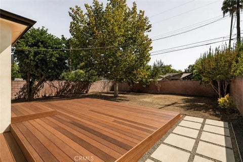 Tiny photo for 5724 Bianca AVE, Encino, CA 91316 (MLS # GD26188263)
