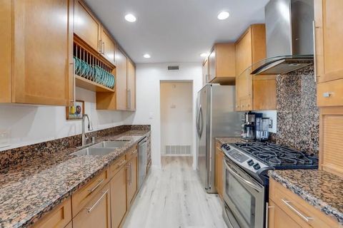 Tiny photo for 3920 Riviera Drive #U, San Diego, CA 92109 (MLS # NDP2603232)