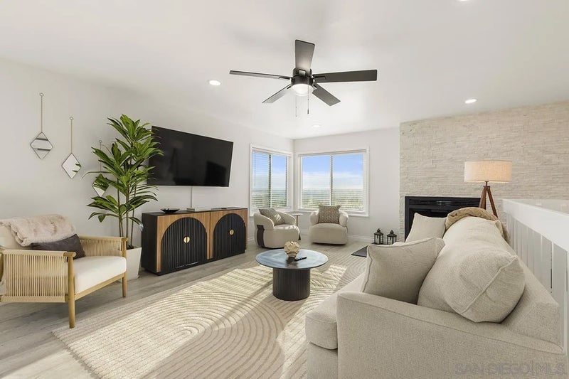 3611 Moultrie