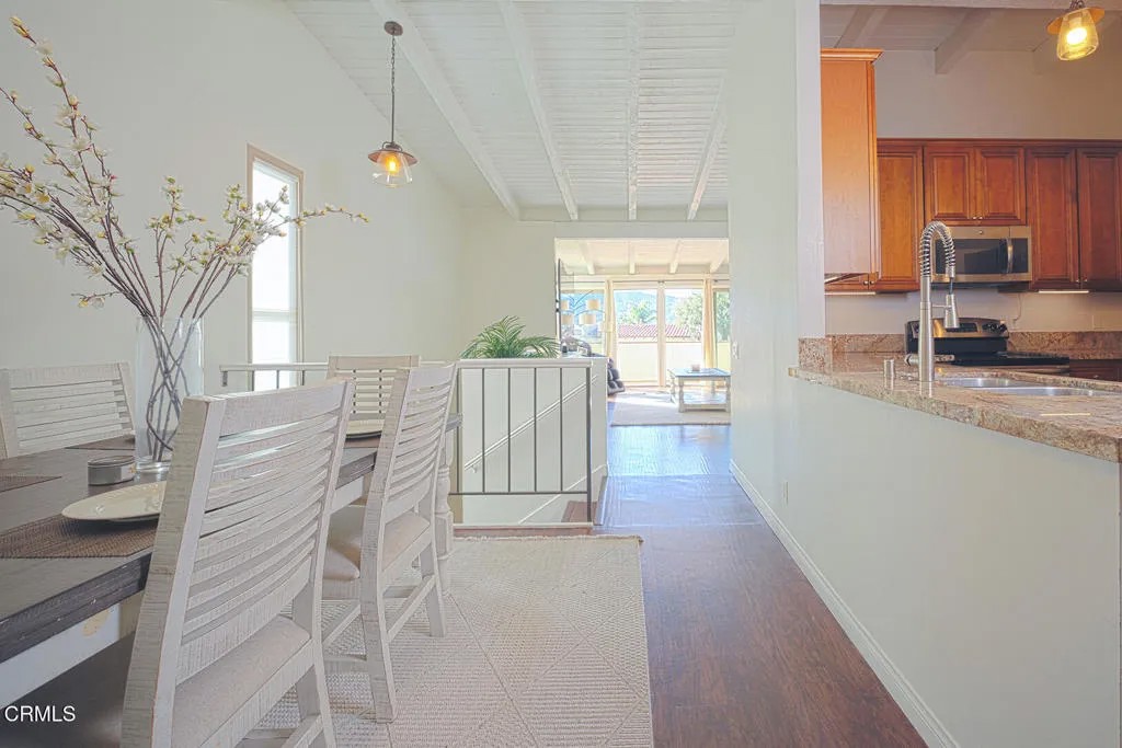 942 Woodlawn Drive