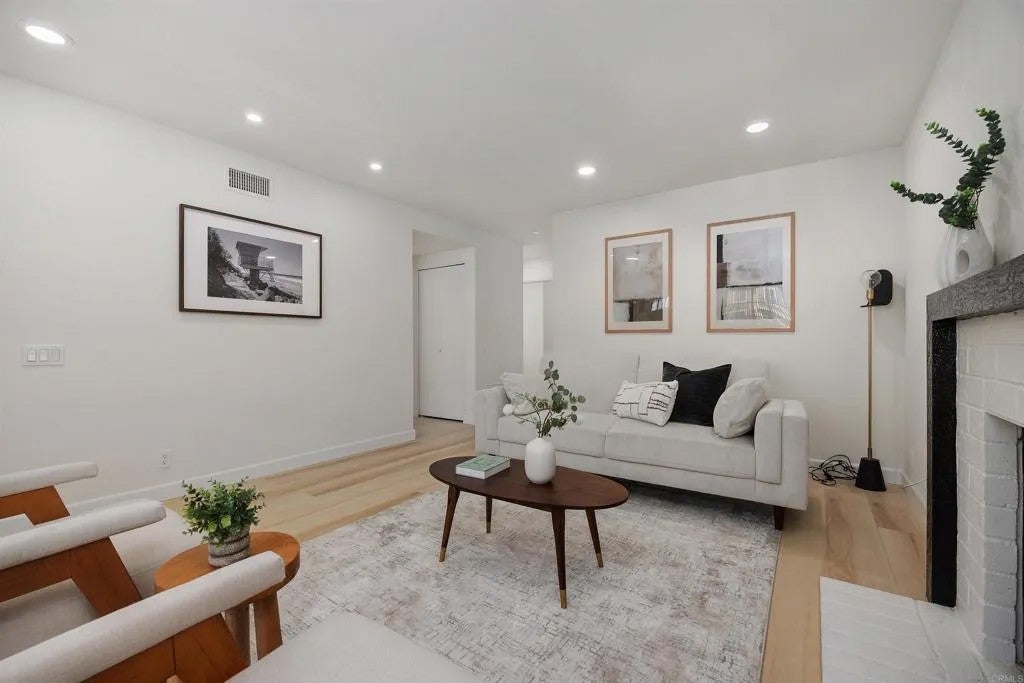 3521 Caminito Carmel Landing