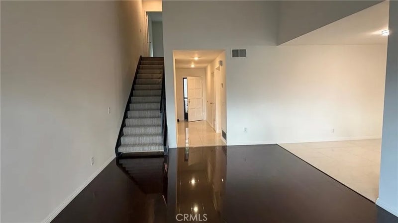 1850 Rainbow Terrace