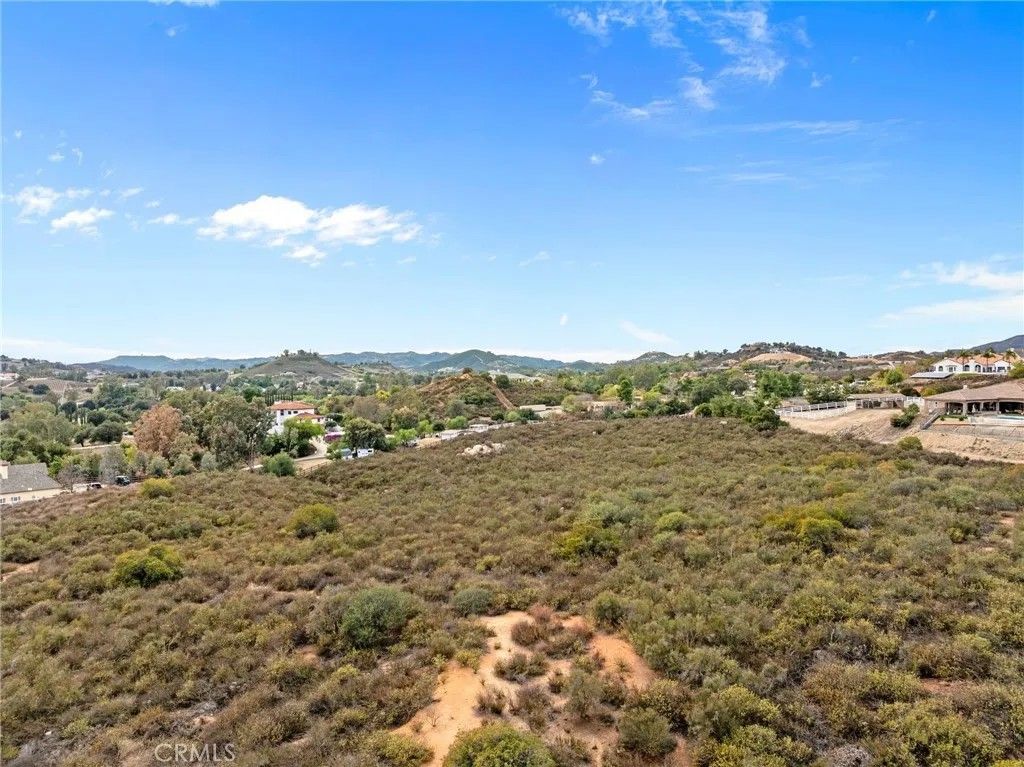 Photo of 0 Dawn Ct, Murrieta, CA 92562 (MLS # SW26051647)