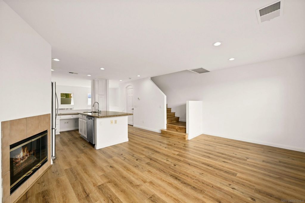 Photo of 3770 Mykonos Ln #77, San Diego, CA 92130 (MLS # 2601202)