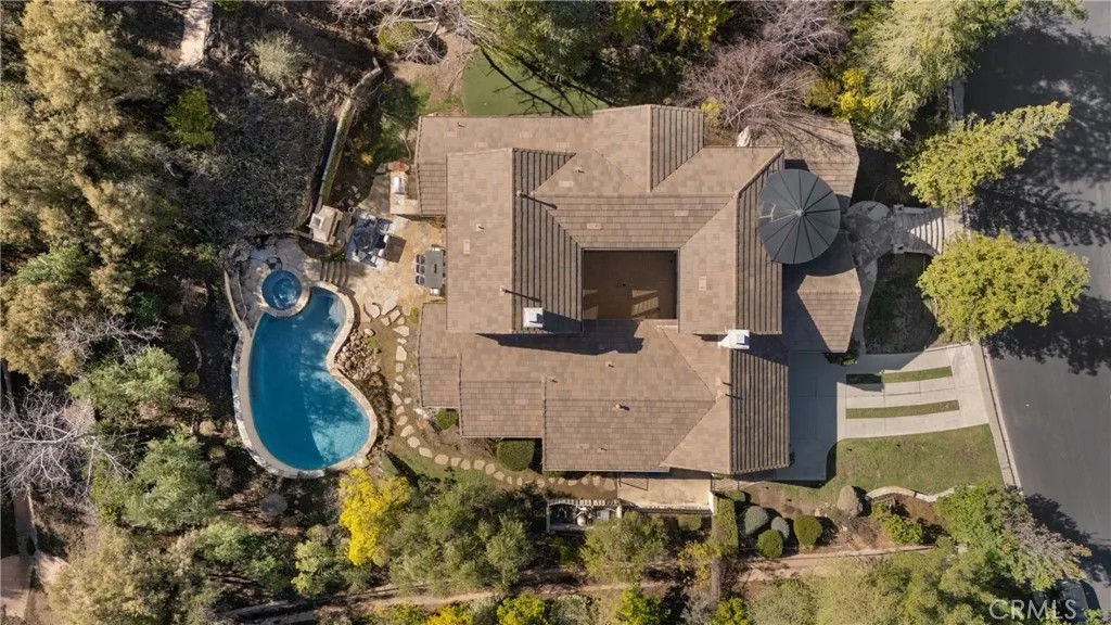 1387 Caitlyn Circle