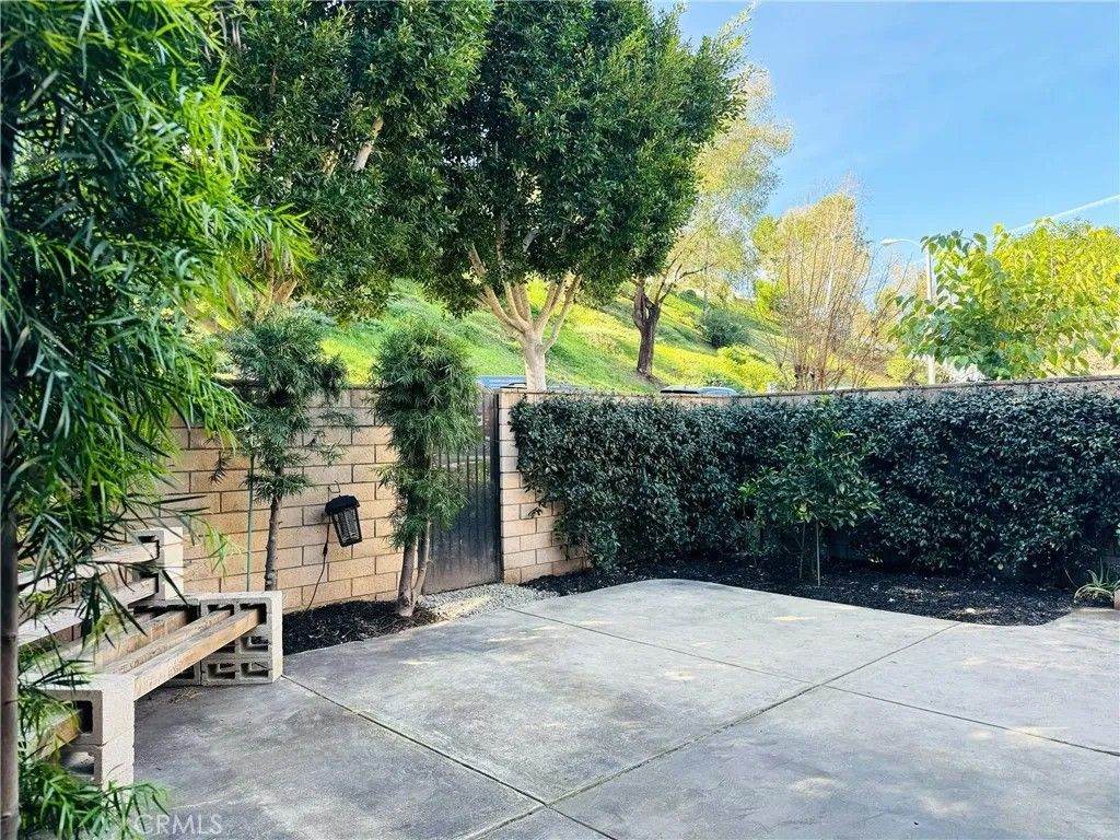 Photo of 24521 Veronica Court, Mission Viejo, CA 92691 (MLS # OC26014000)