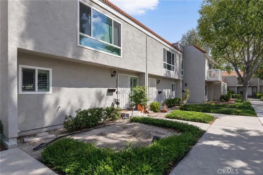 21946 Lakeland