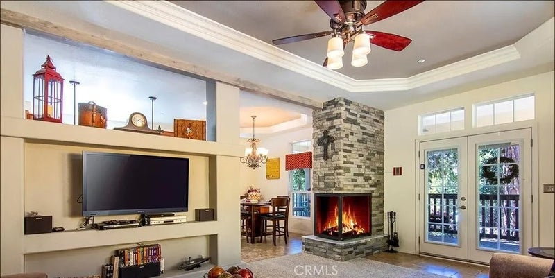 25130 Fern Valley
