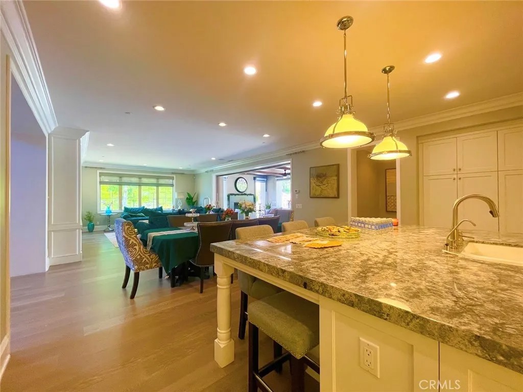 33 Sunset Cv