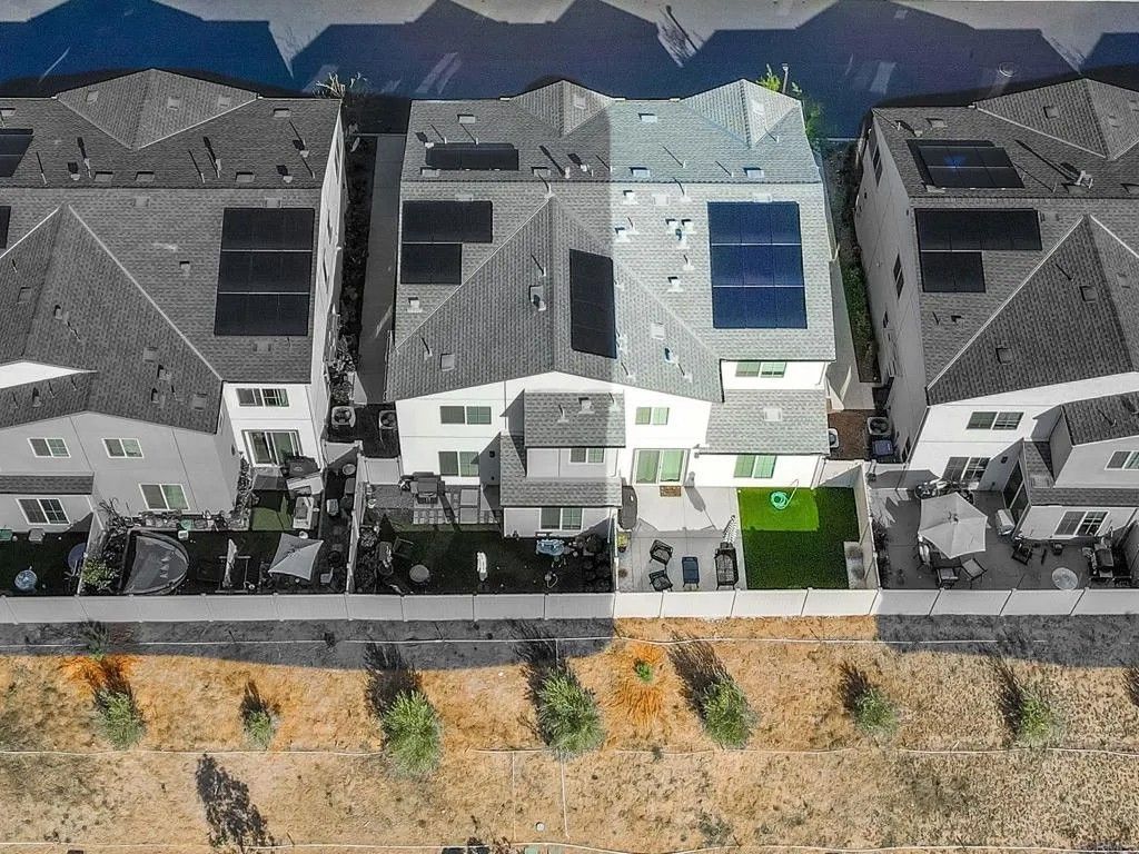 Photo of 35190 Blossom Place, Fallbrook, CA 92028 (MLS # NDP2509157)