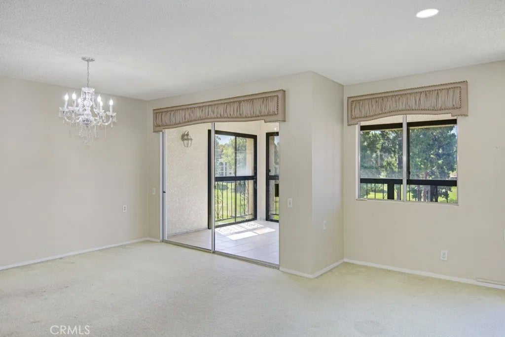 5511 Paseo del lago West 3F