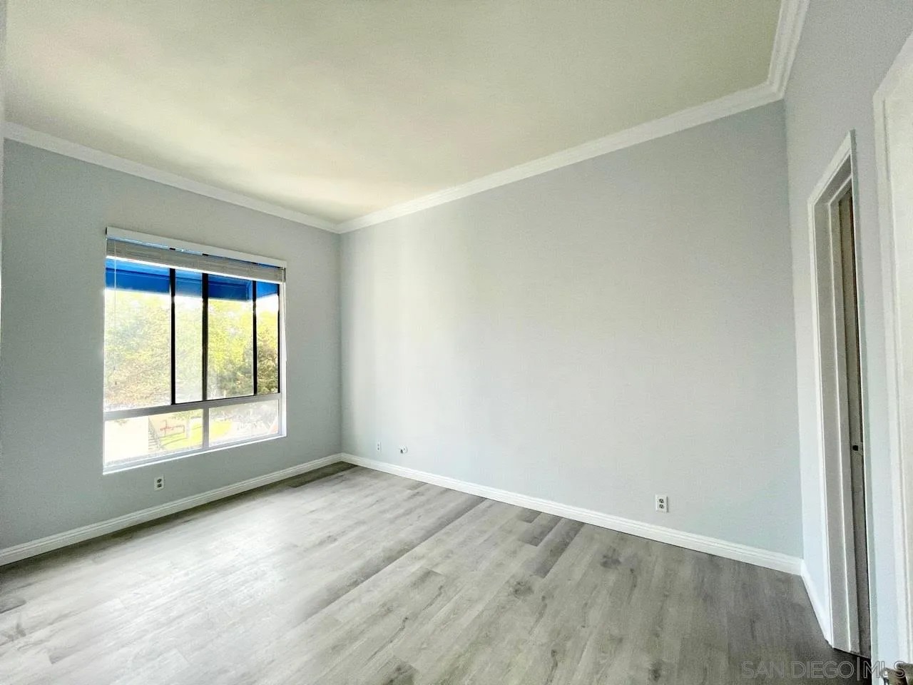8310 Regents Rd 3-H