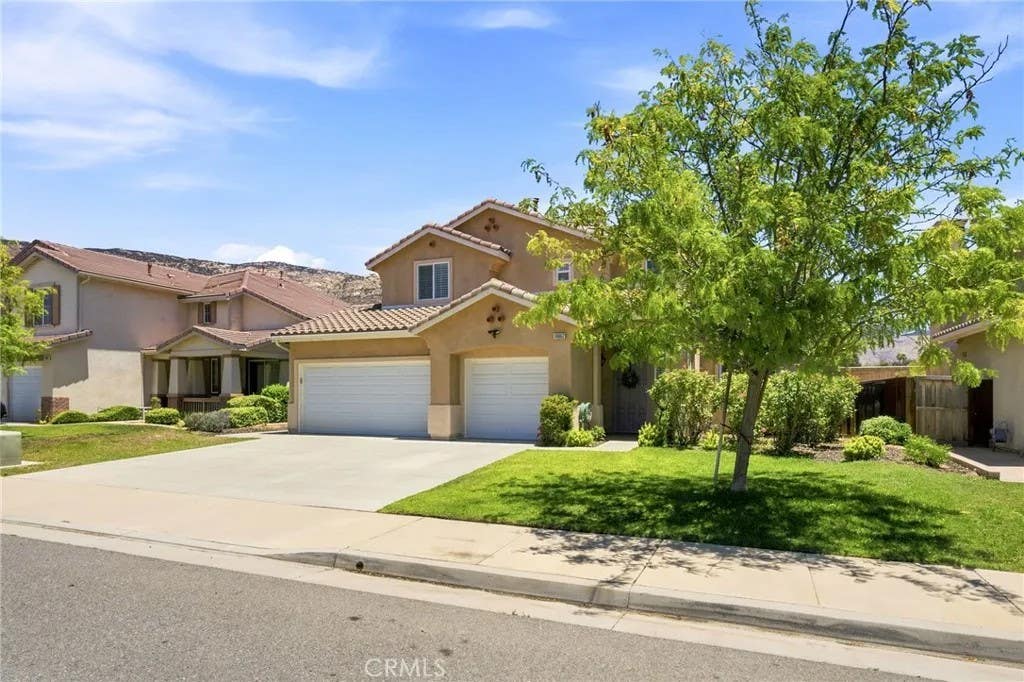 Photo of 10062 Deville DR, Moreno Valley, CA 92557 (MLS # IV26148368)