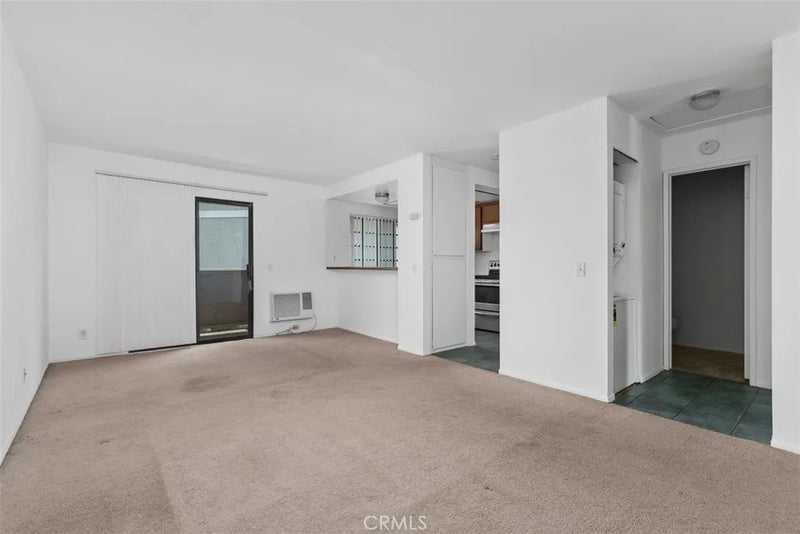 1507 S Raitt