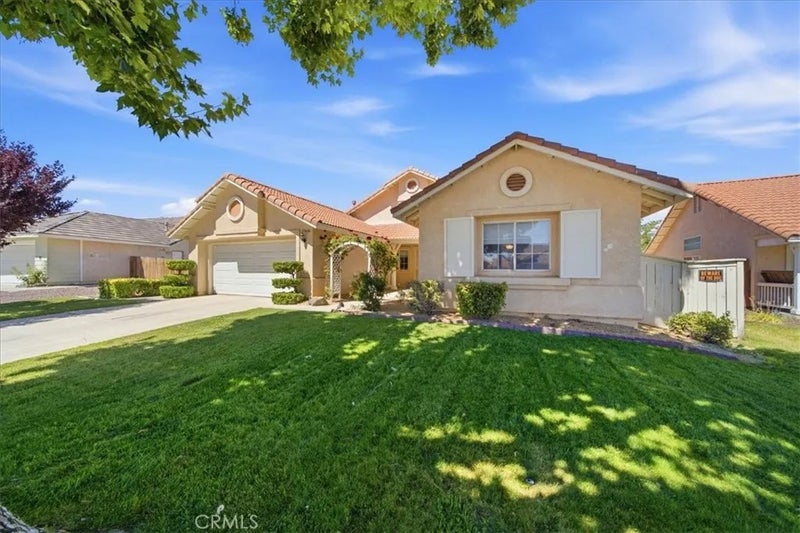 15636 Amber Pointe