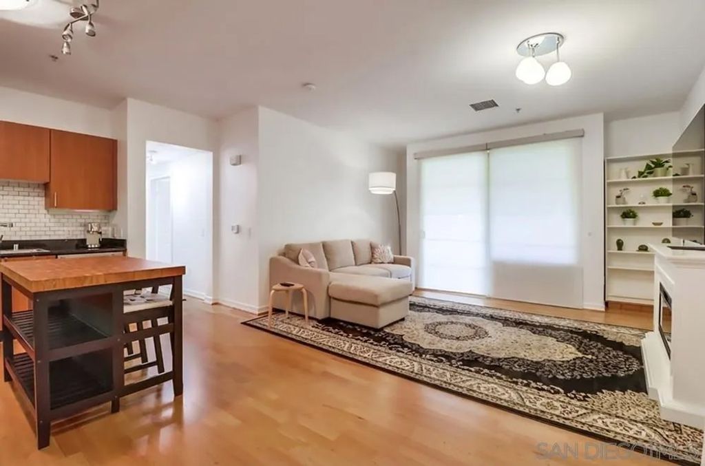 Photo of 1465 C St #3509, San Diego, CA 92101 (MLS # 250045491)