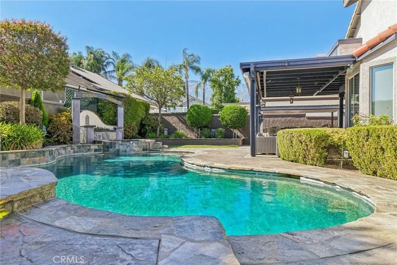 6798 Gilbert Place
