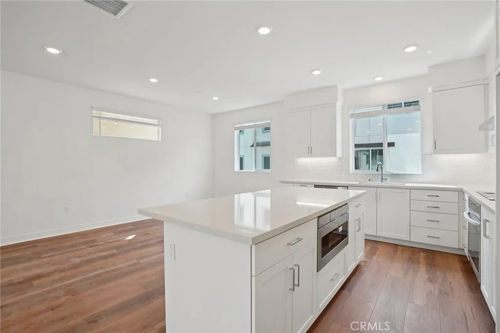 1675 Coral Sea Lane