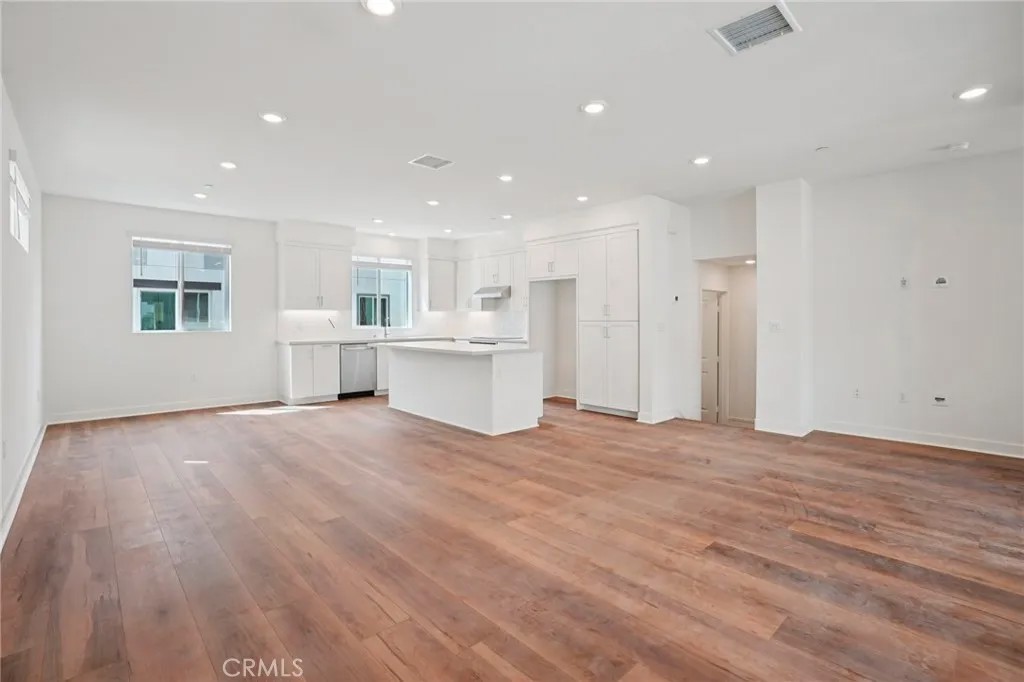 1675 Coral Sea Lane
