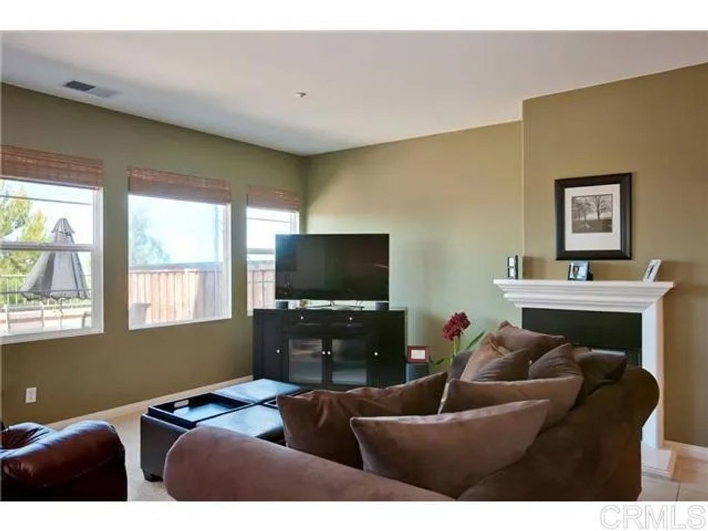 Photo of 1307 Highbluff Avenue, San Marcos, CA 92078 (MLS # NDP2603027)