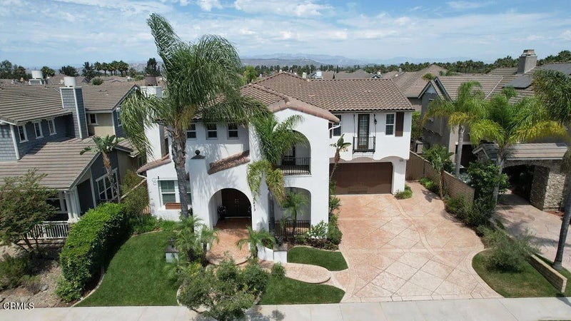 3273 Canopy Drive