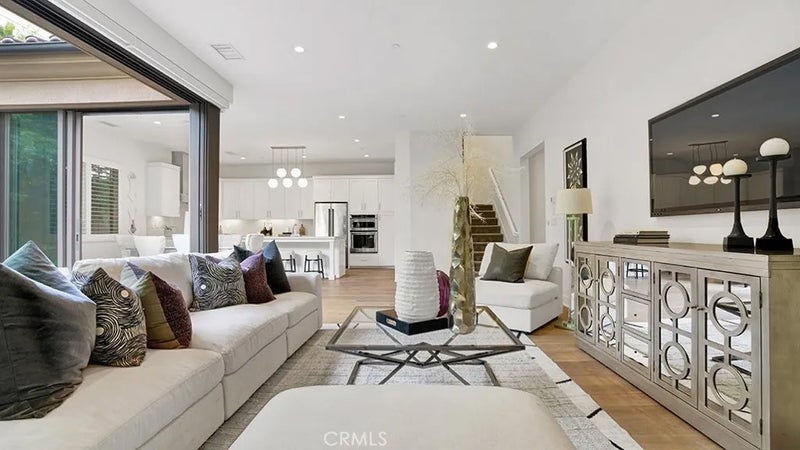 163 Linda Vista